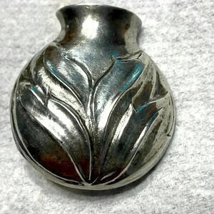 Vintage sterling 925 flower pot brooch